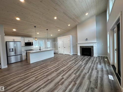 Featured Listing Photo 