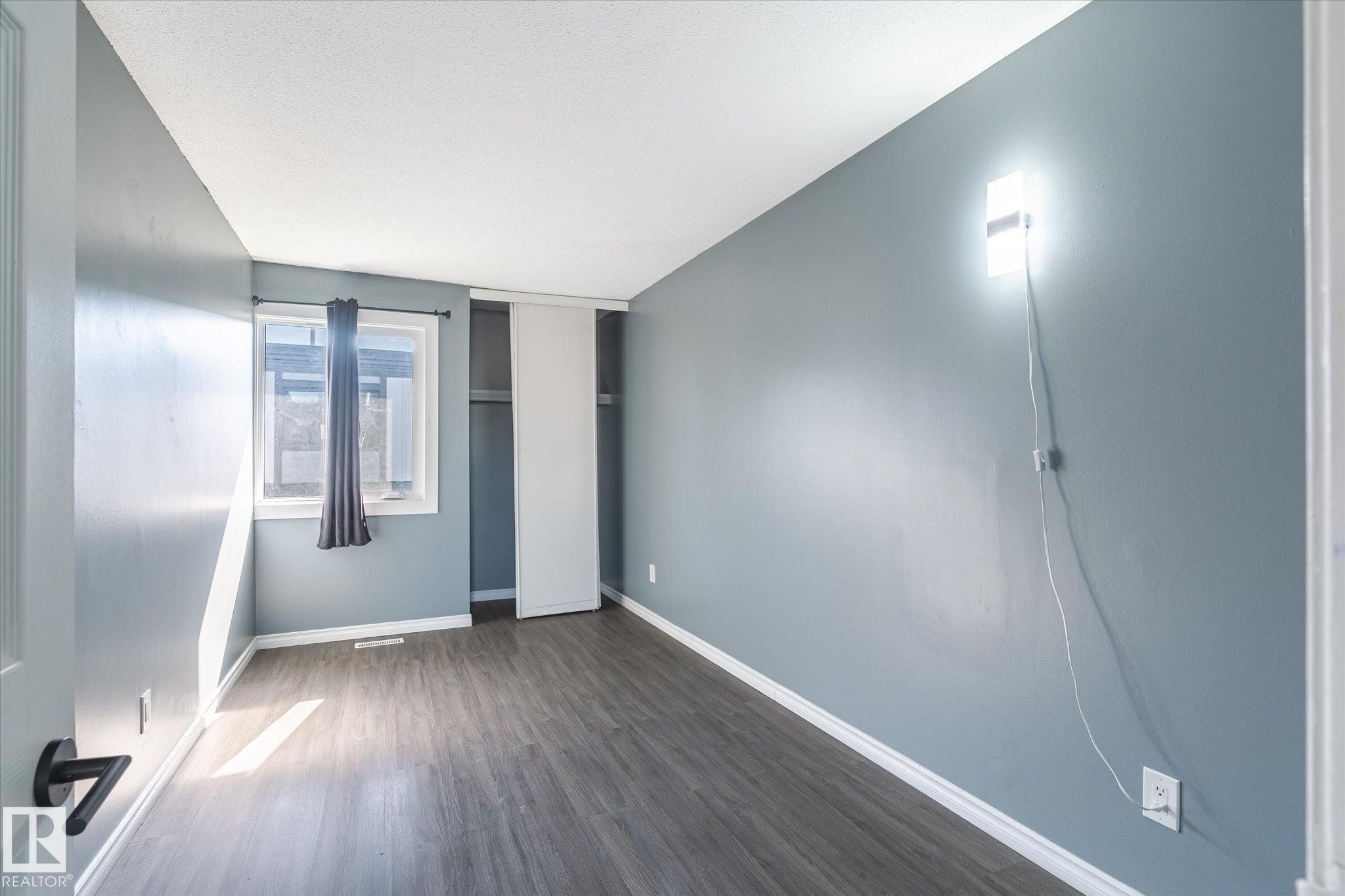 












162 3308 113 Avenue

,
Edmonton,




AB
T5W 5J8

