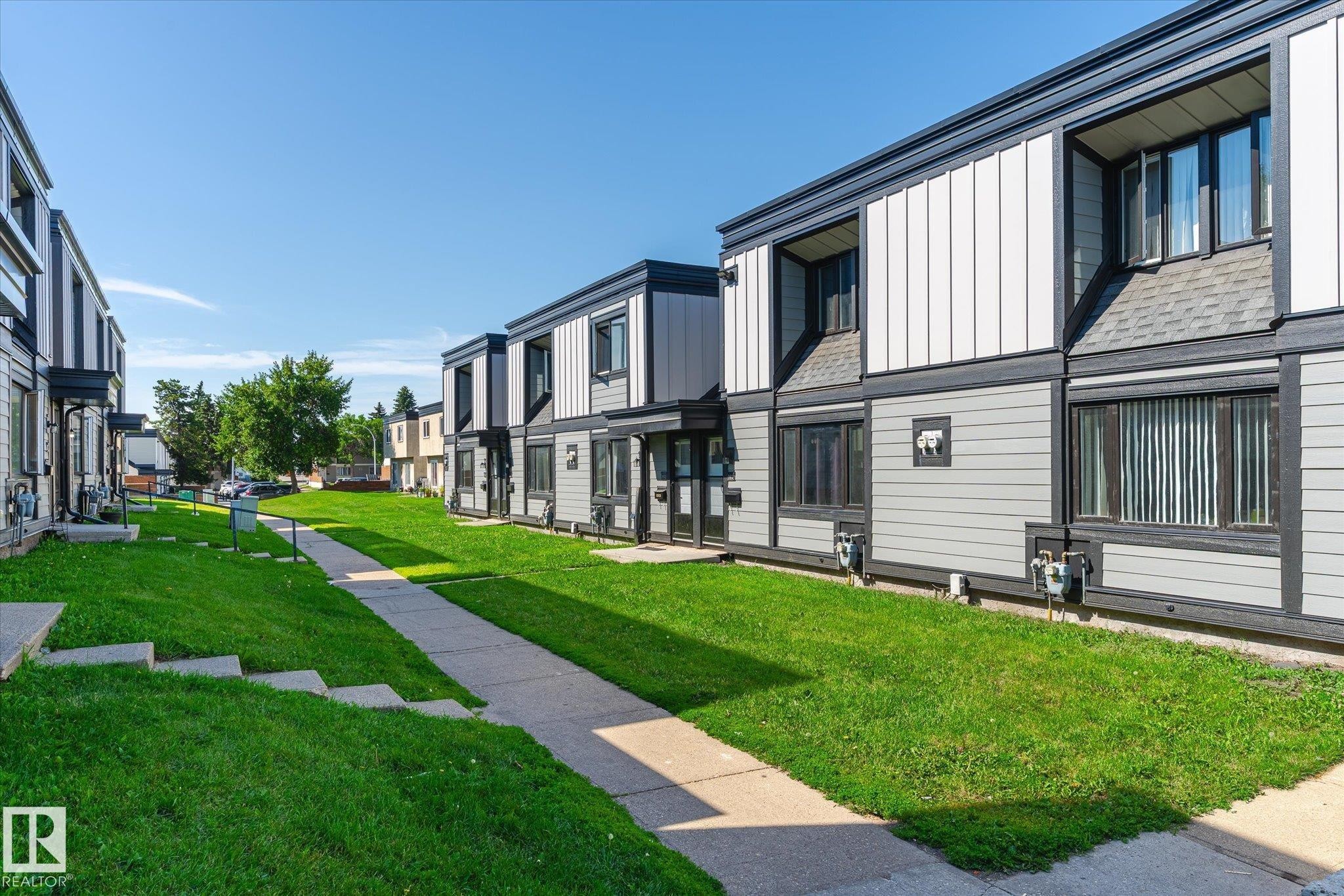 












162 3308 113 Avenue

,
Edmonton,




AB
T5W 5J8

