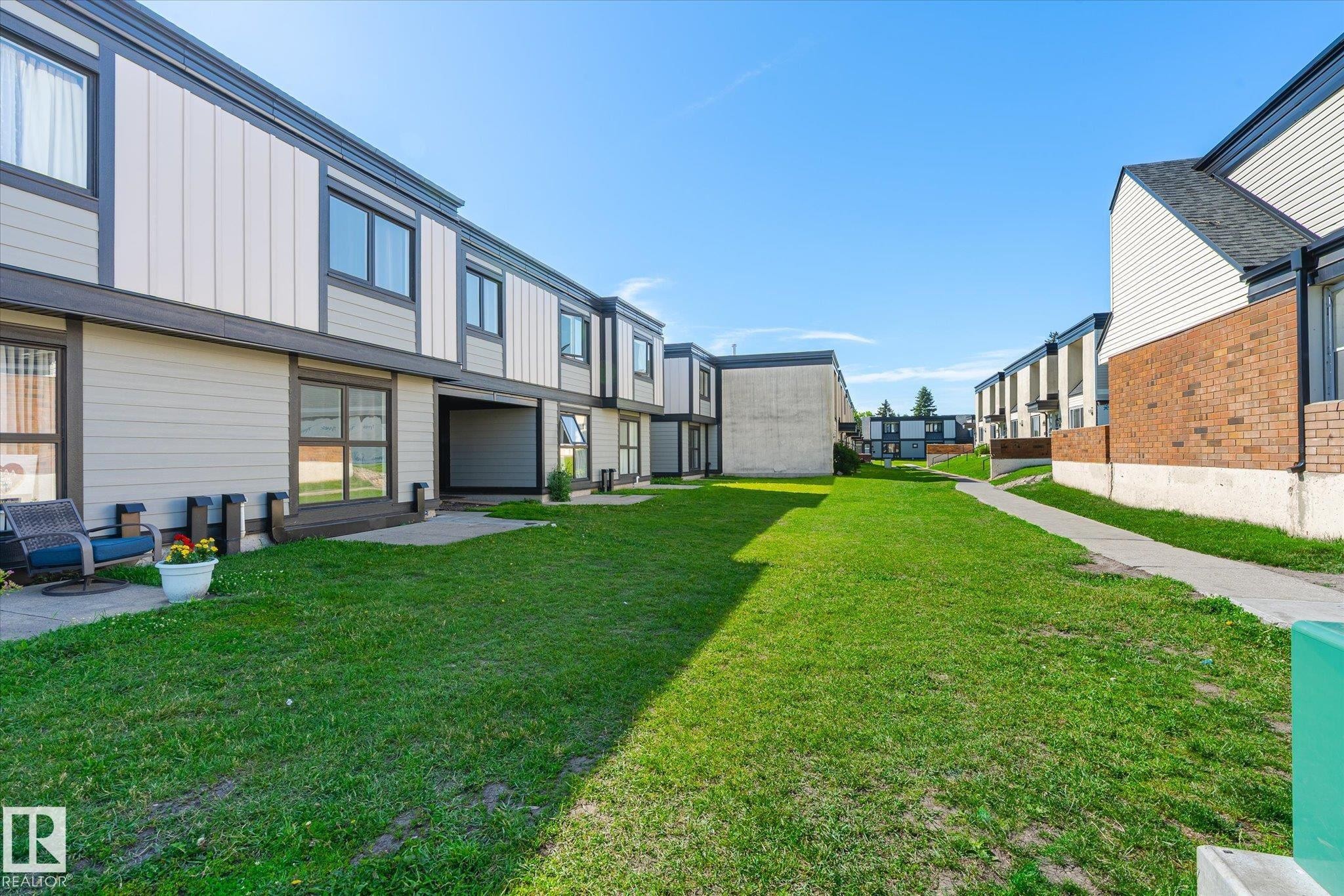 












162 3308 113 Avenue

,
Edmonton,




AB
T5W 5J8

