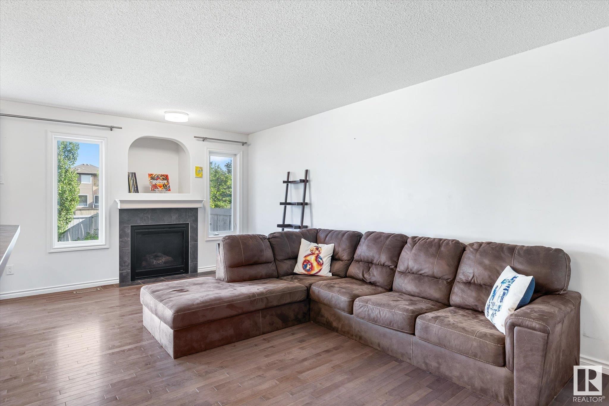 












17130 7A Avenue

,
Edmonton,




AB
T6W 0M5

