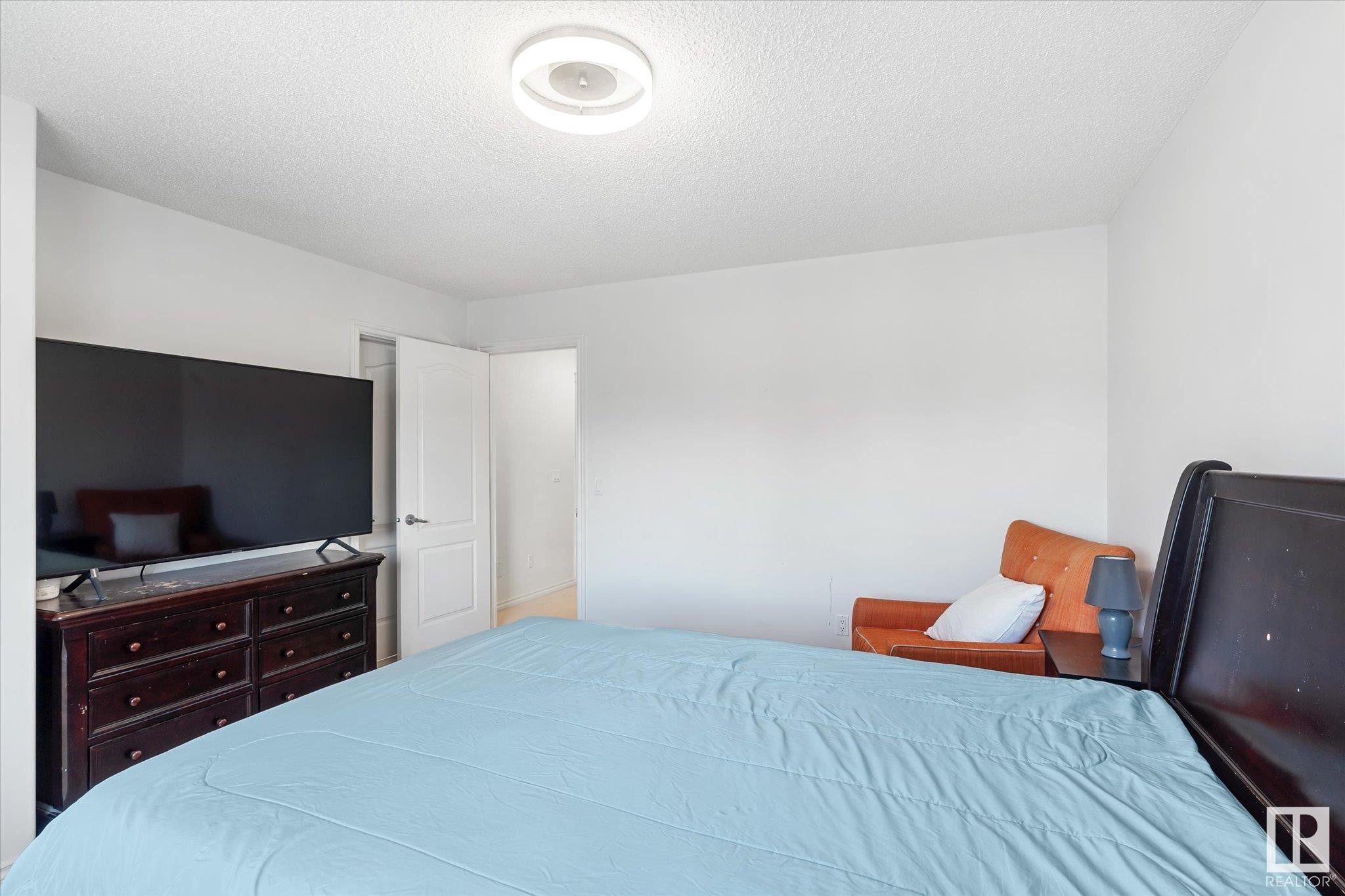 












17130 7A Avenue

,
Edmonton,




AB
T6W 0M5

