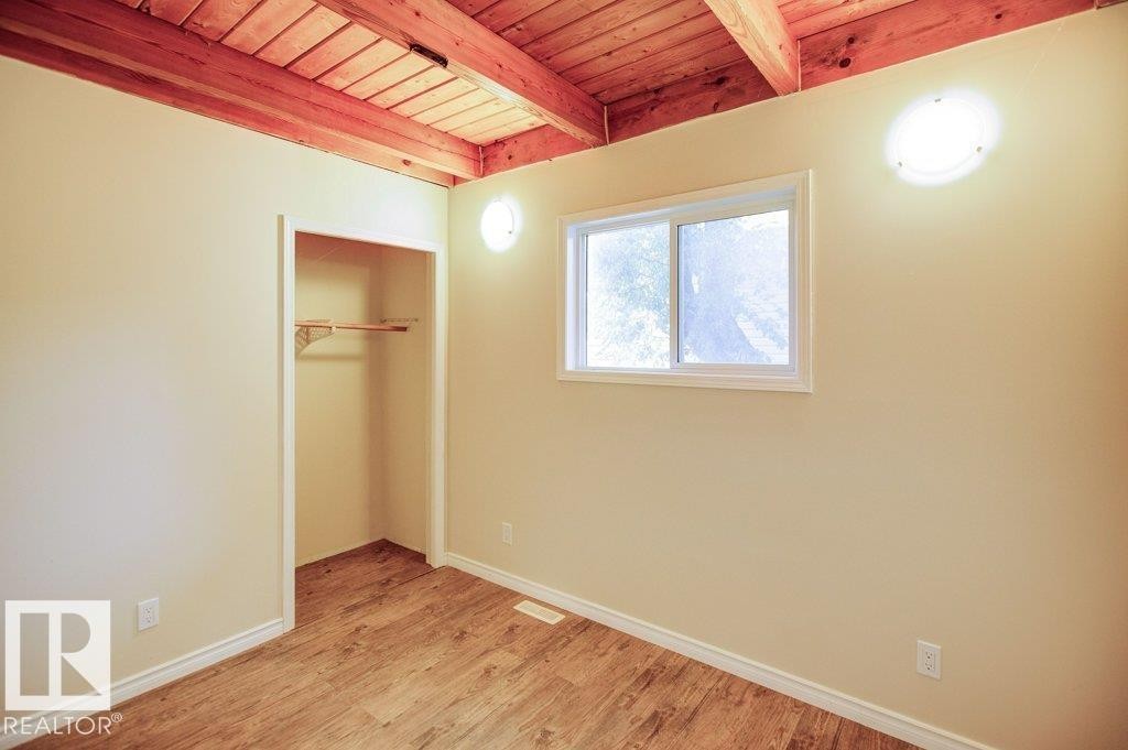 












4906 51 Avenue

,
Pibroch,




AB
T7P 2P5

