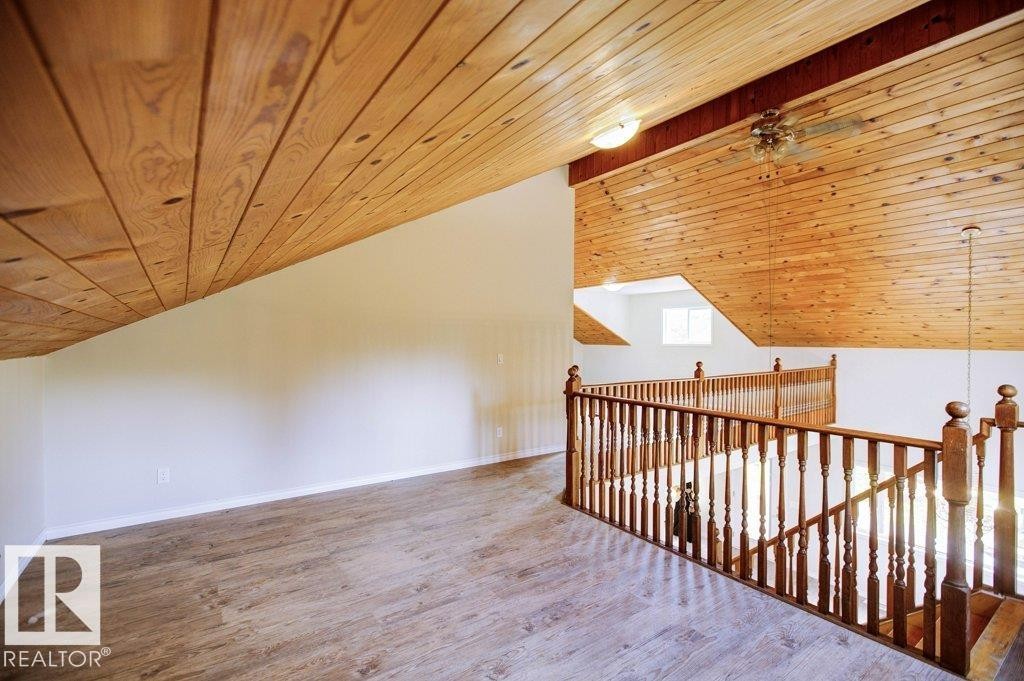 












4906 51 Avenue

,
Pibroch,




AB
T7P 2P5


