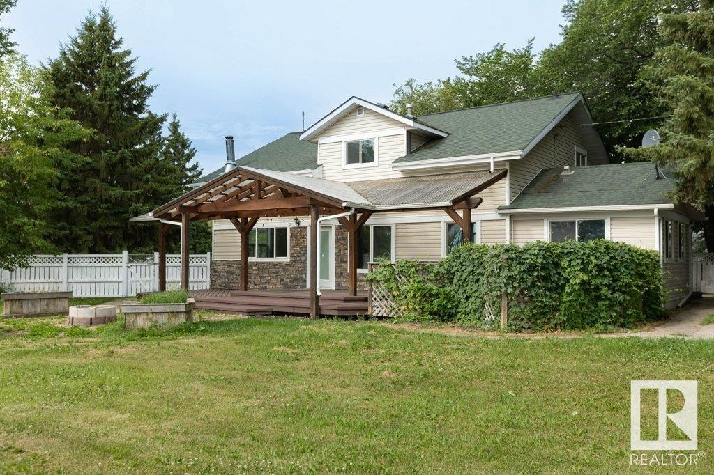 












4906 51 Avenue

,
Pibroch,




AB
T7P 2P5

