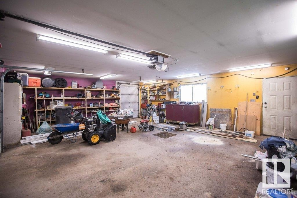 












4906 51 Avenue

,
Pibroch,




AB
T7P 2P5

