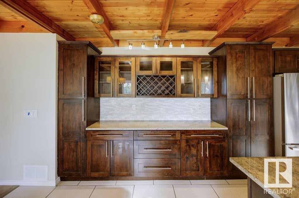 












4906 51 Avenue

,
Pibroch,




AB
T7P 2P5

