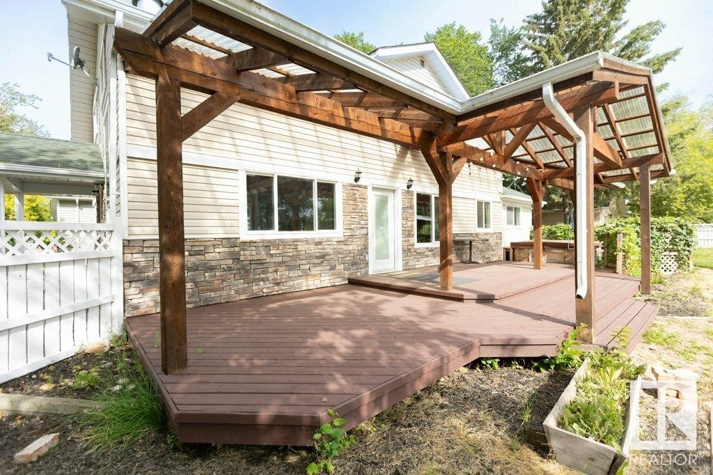 












4906 51 Avenue

,
Pibroch,




AB
T7P 2P5

