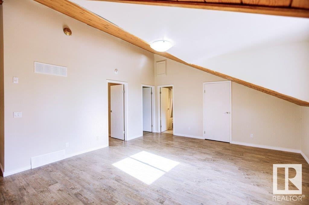 












4906 51 Avenue

,
Pibroch,




AB
T7P 2P5

