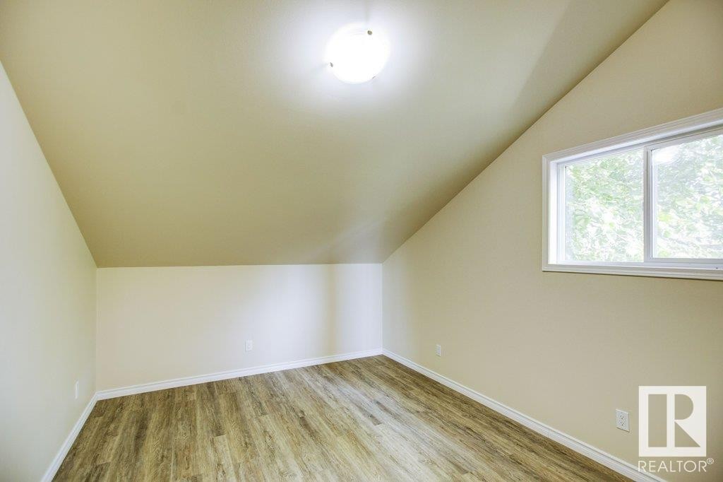 












4906 51 Avenue

,
Pibroch,




AB
T7P 2P5

