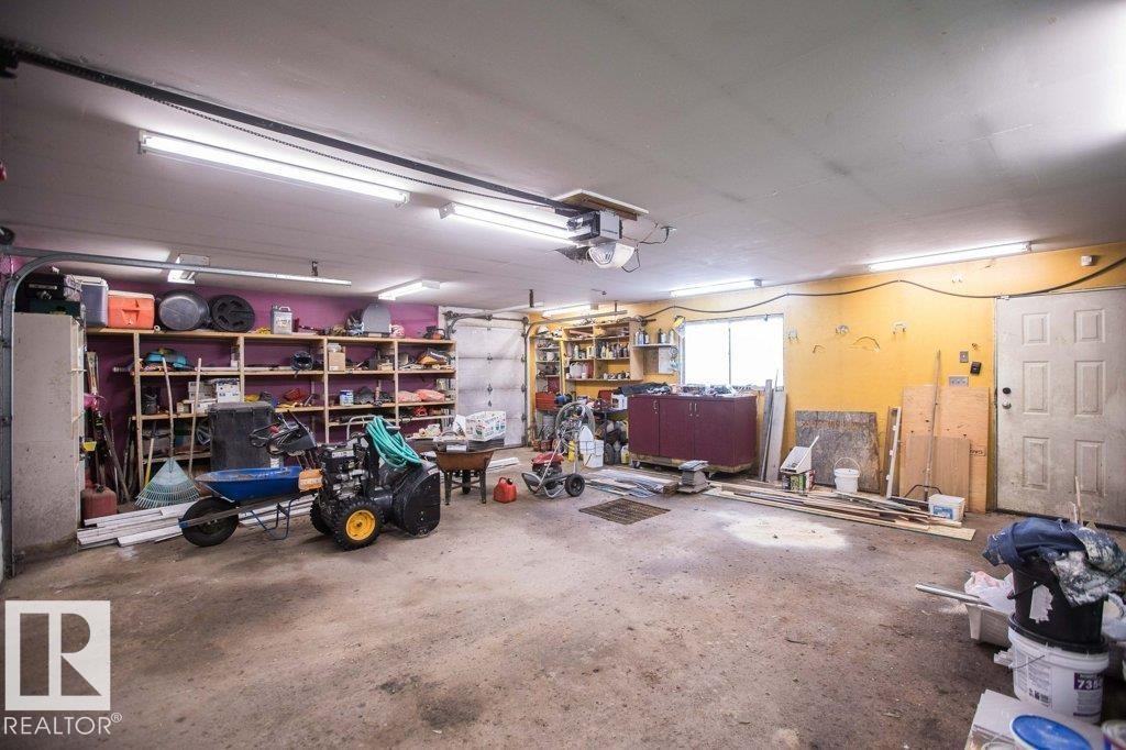 












4906 51 Avenue

,
Pibroch,




AB
T7P 2P5

