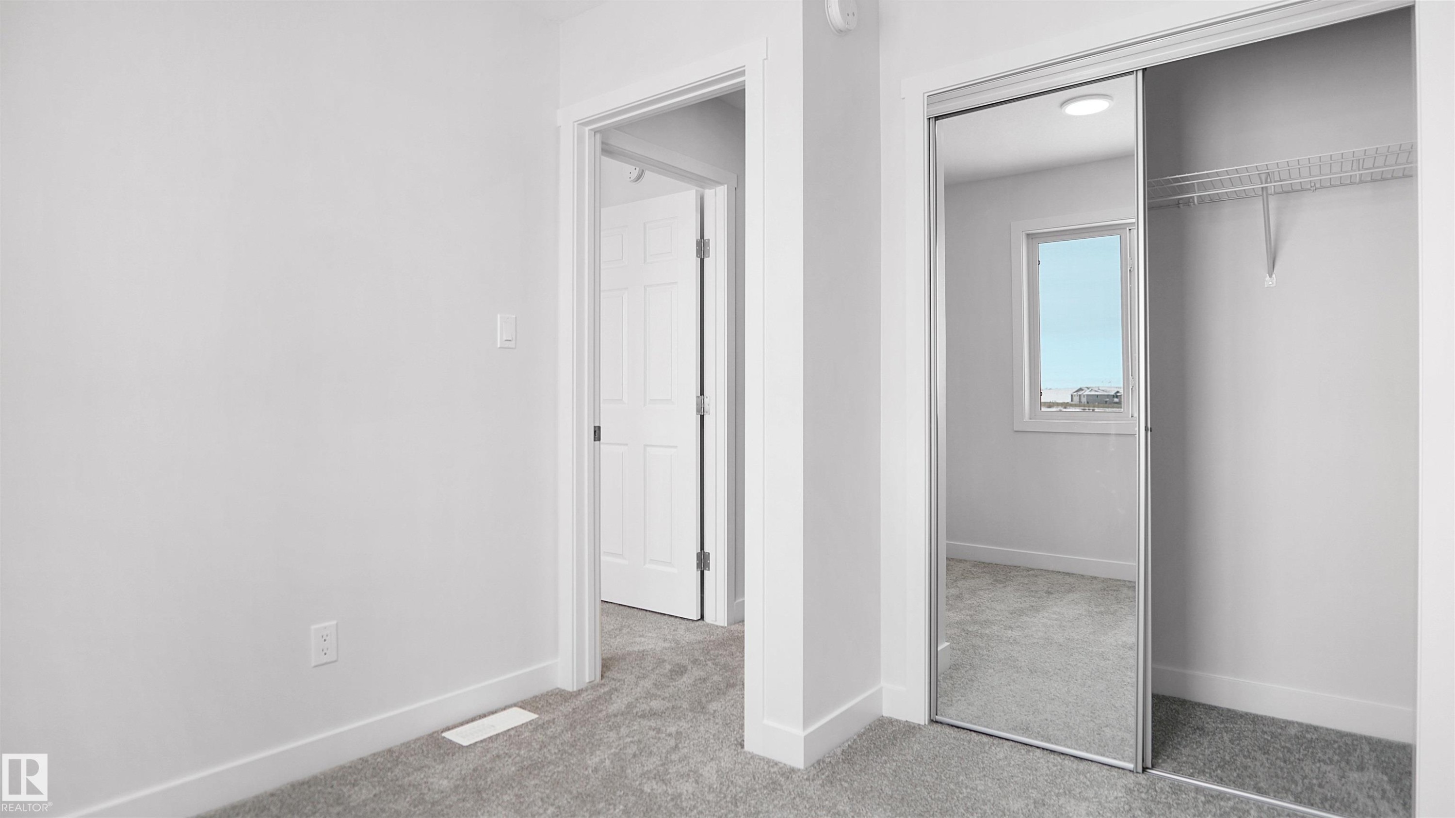 












645 176 Avenue

,
Edmonton,




AB
T5Y 4G1

