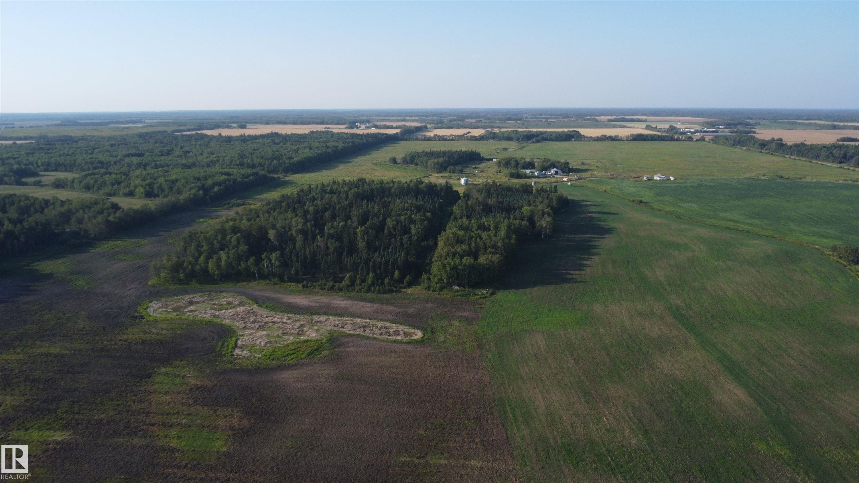 












60423 Rg Rd 230

,
Rural Thorhild County,







AB
T0A 3J0

