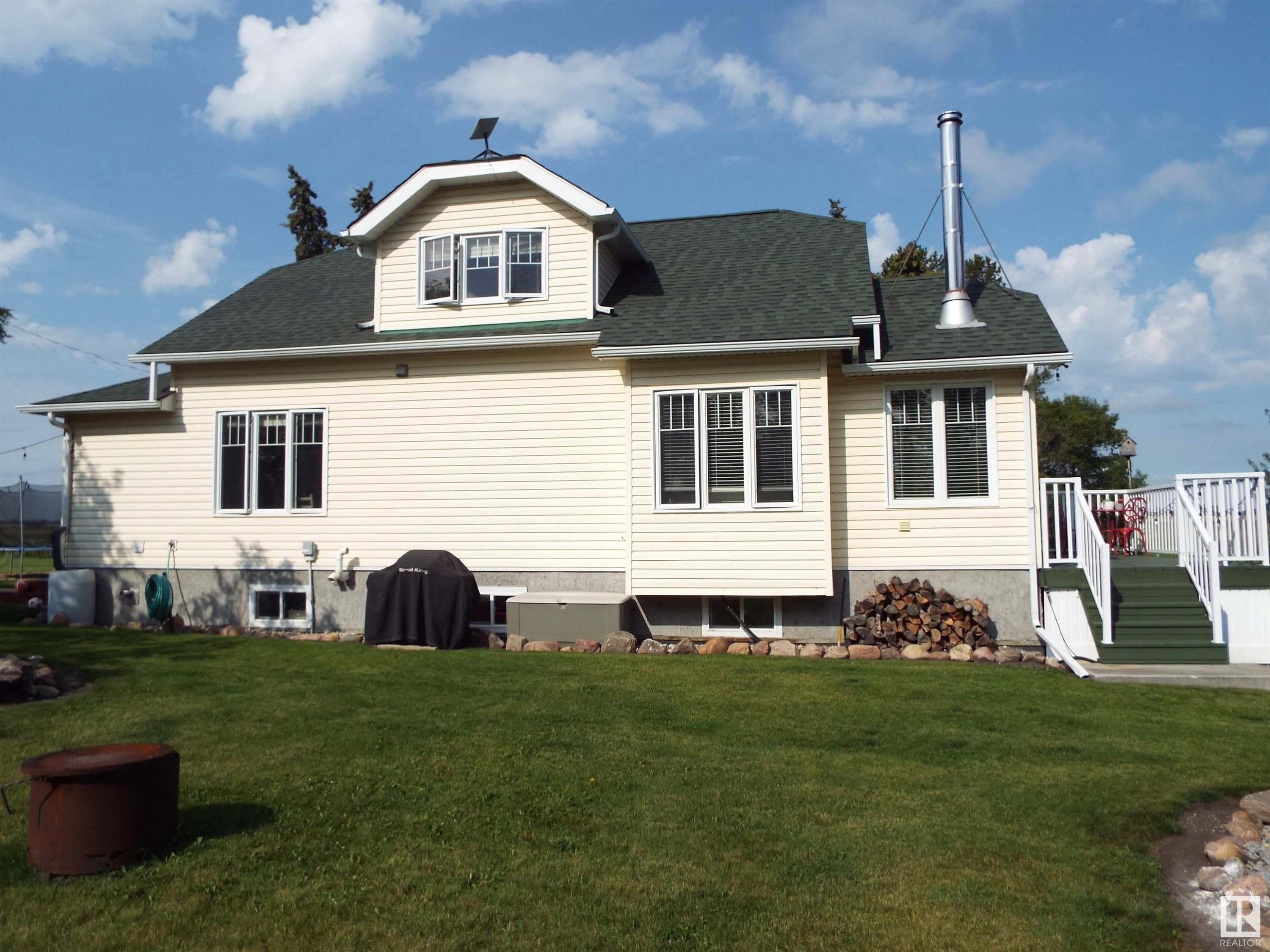 












26449 Twp Rd 490

,
Rural Leduc County,




AB
T0C 0V0


