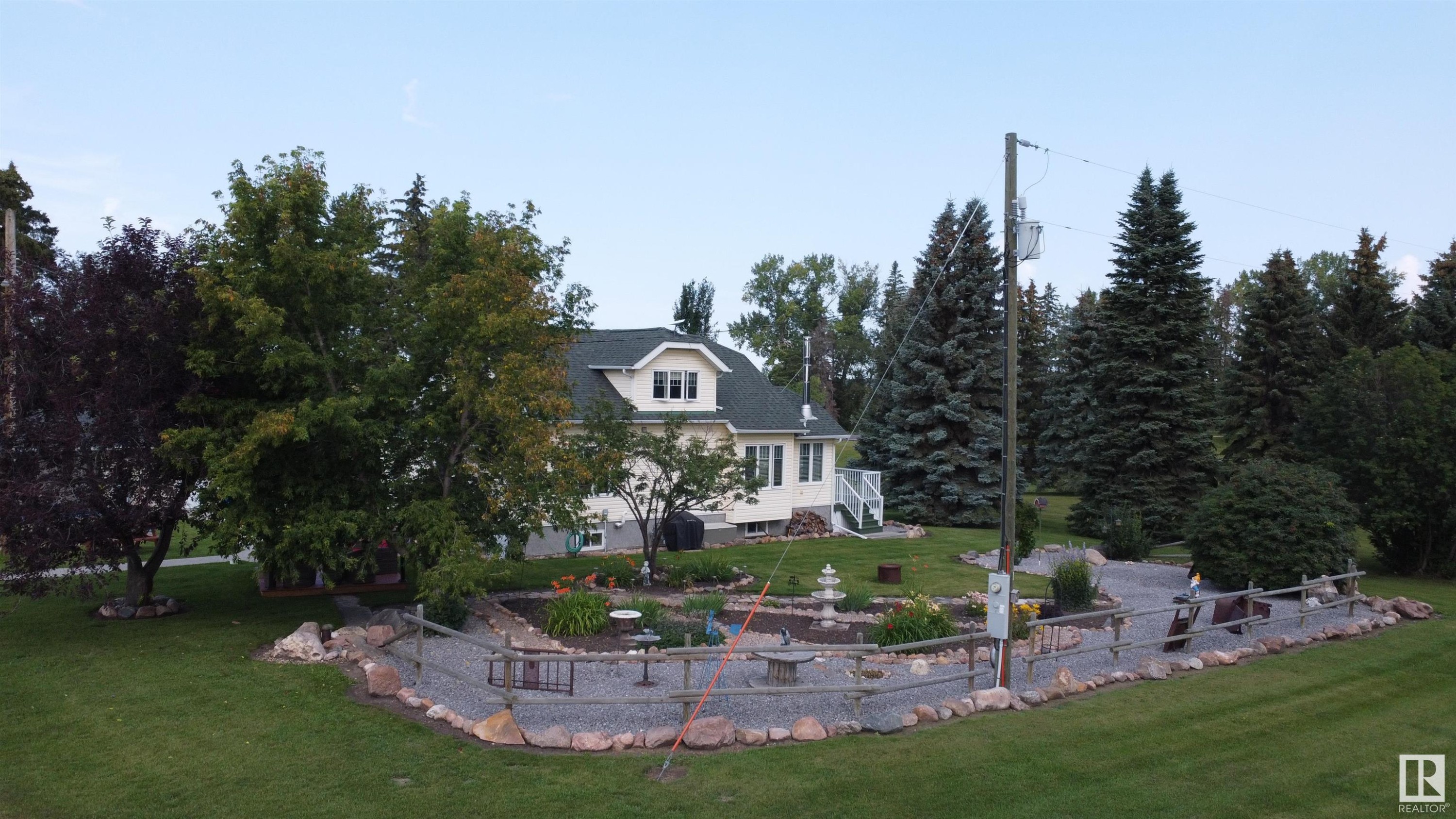 












26449 Twp Rd 490

,
Rural Leduc County,




AB
T0C 0V0

