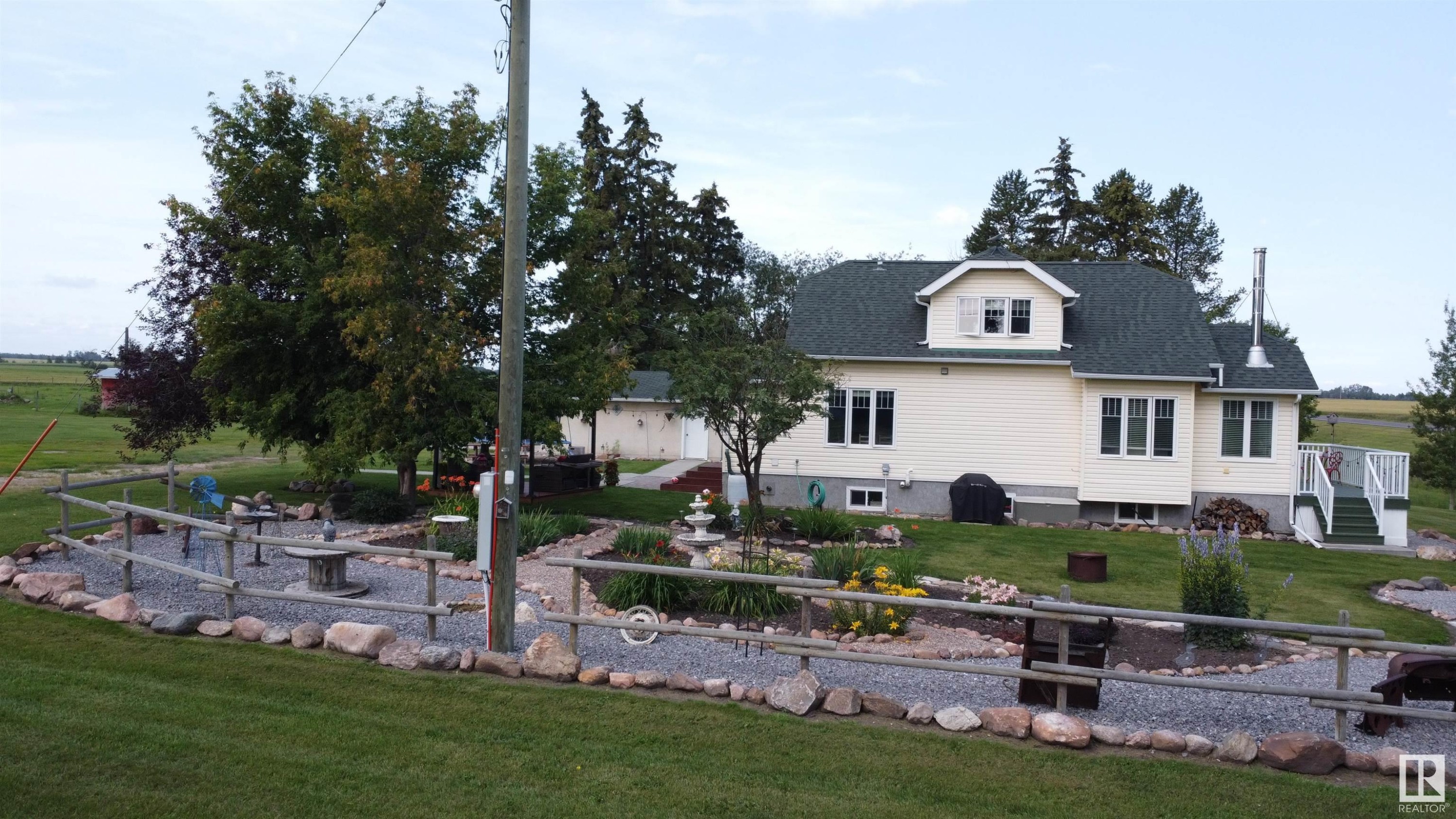 












26449 Twp Rd 490

,
Rural Leduc County,




AB
T0C 0V0

