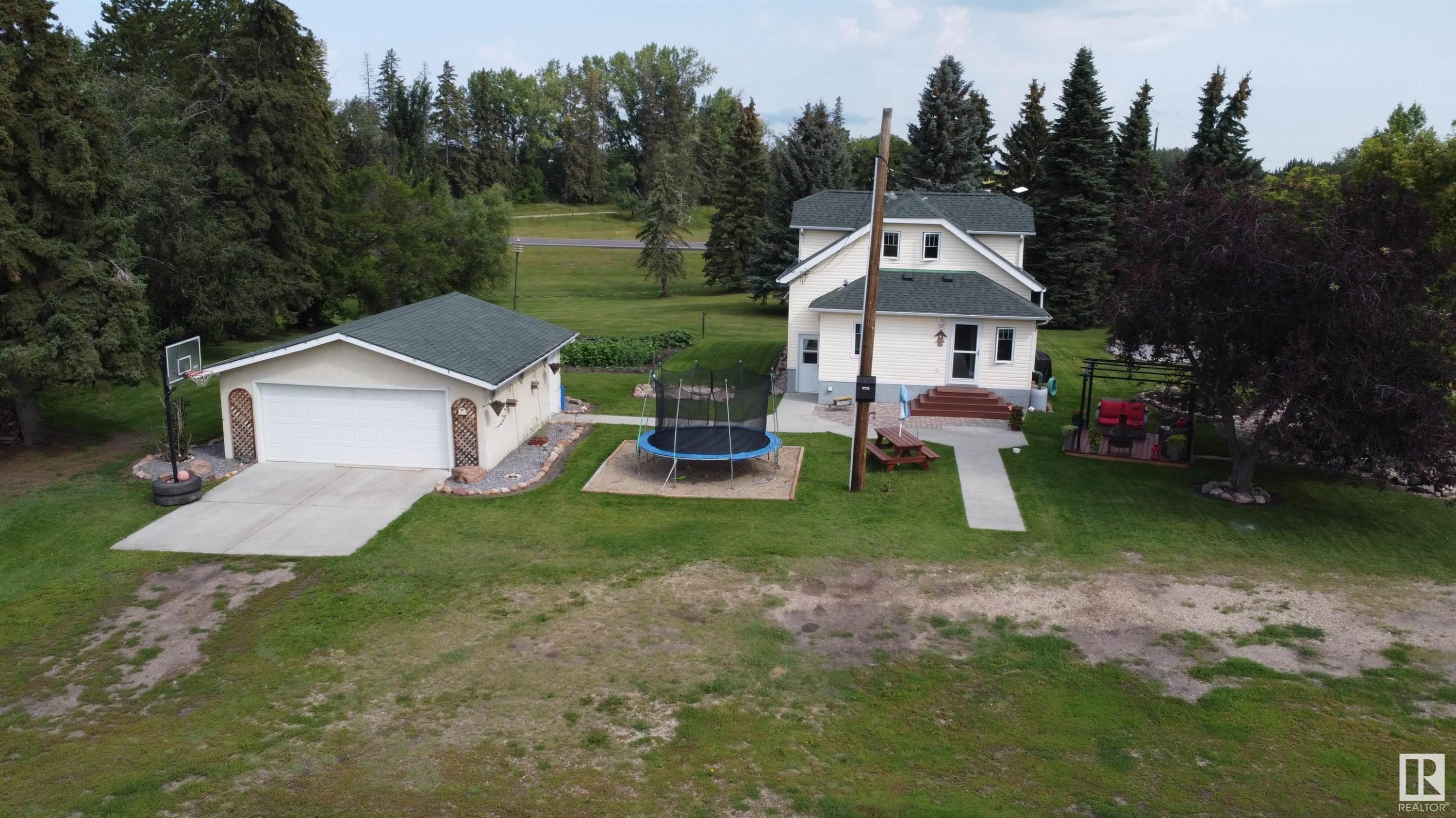 












26449 Twp Rd 490

,
Rural Leduc County,




AB
T0C 0V0

