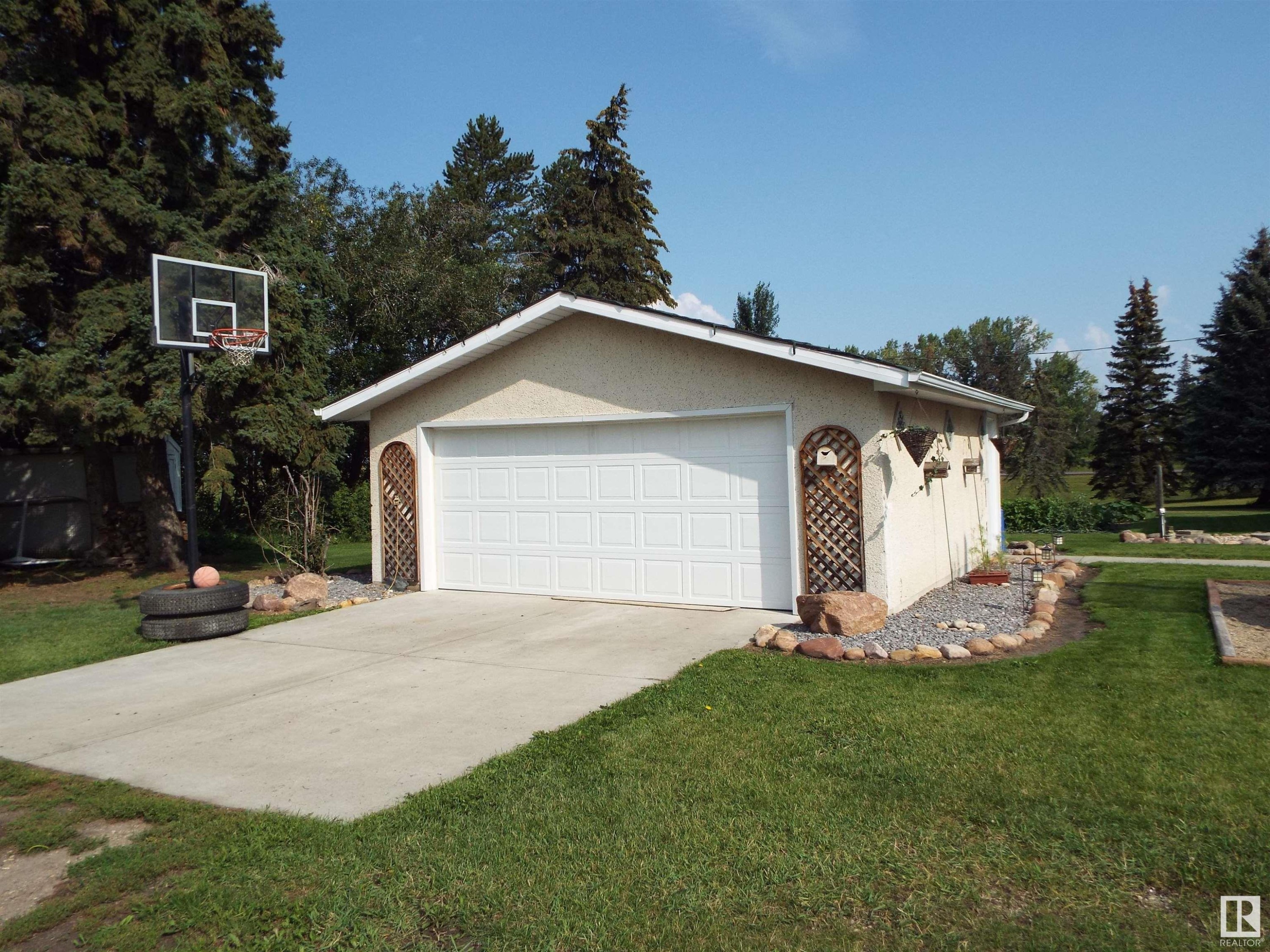












26449 Twp Rd 490

,
Rural Leduc County,




AB
T0C 0V0

