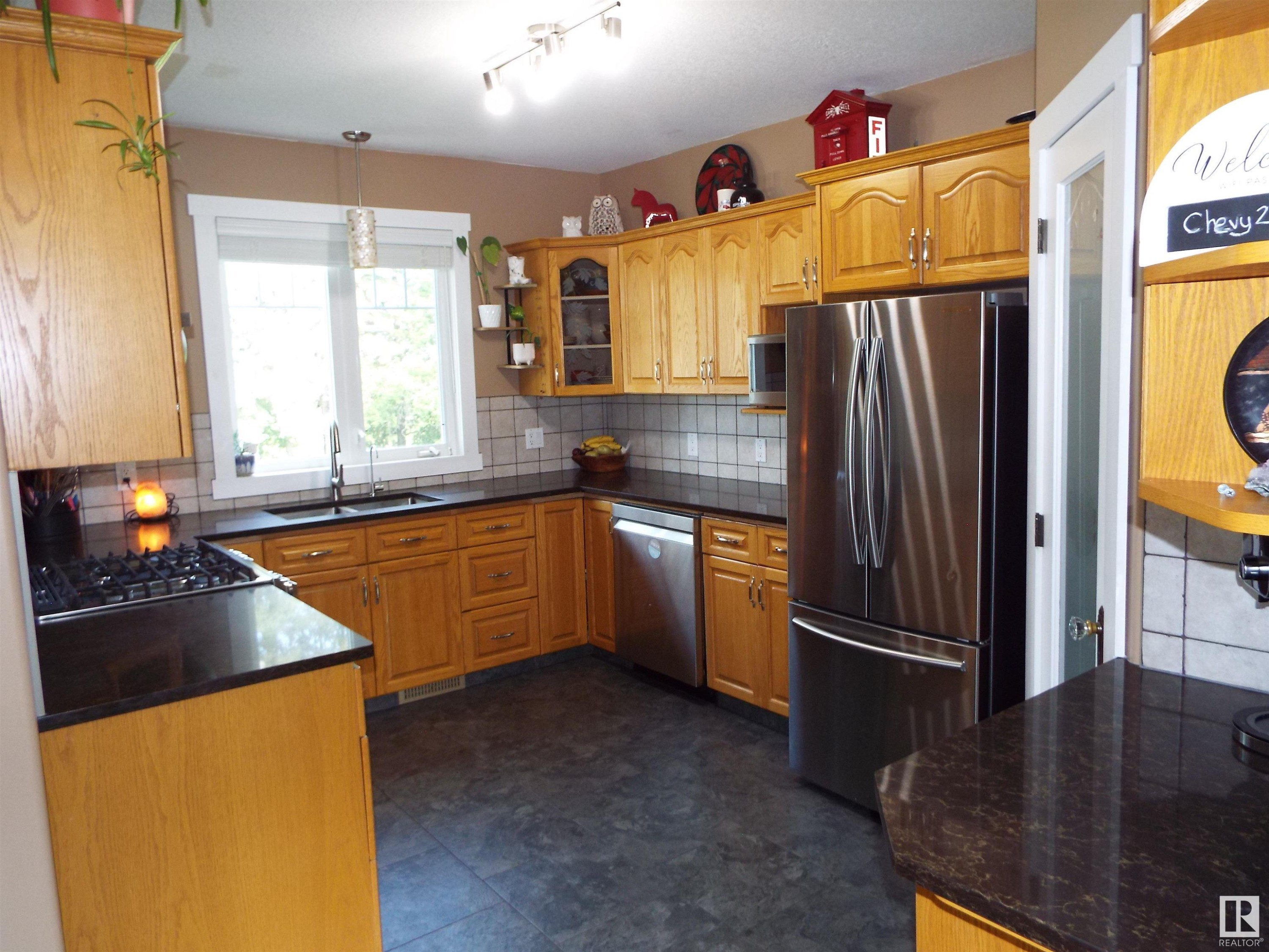 












26449 Twp Rd 490

,
Rural Leduc County,




AB
T0C 0V0

