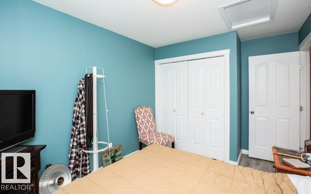 












9811 A 100 Street

,
Westlock,




AB
T7P 1Y6

