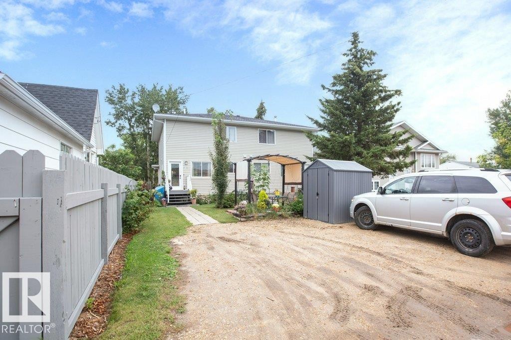 












9811 A 100 Street

,
Westlock,




AB
T7P 1Y6

