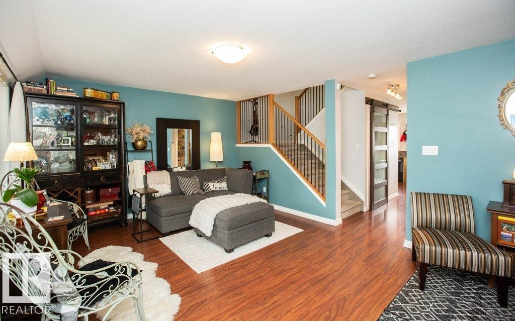 












9811 A 100 Street

,
Westlock,




AB
T7P 1Y6

