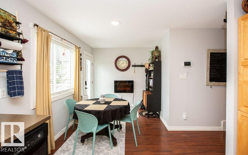 












9811 A 100 Street

,
Westlock,




AB
T7P 1Y6

