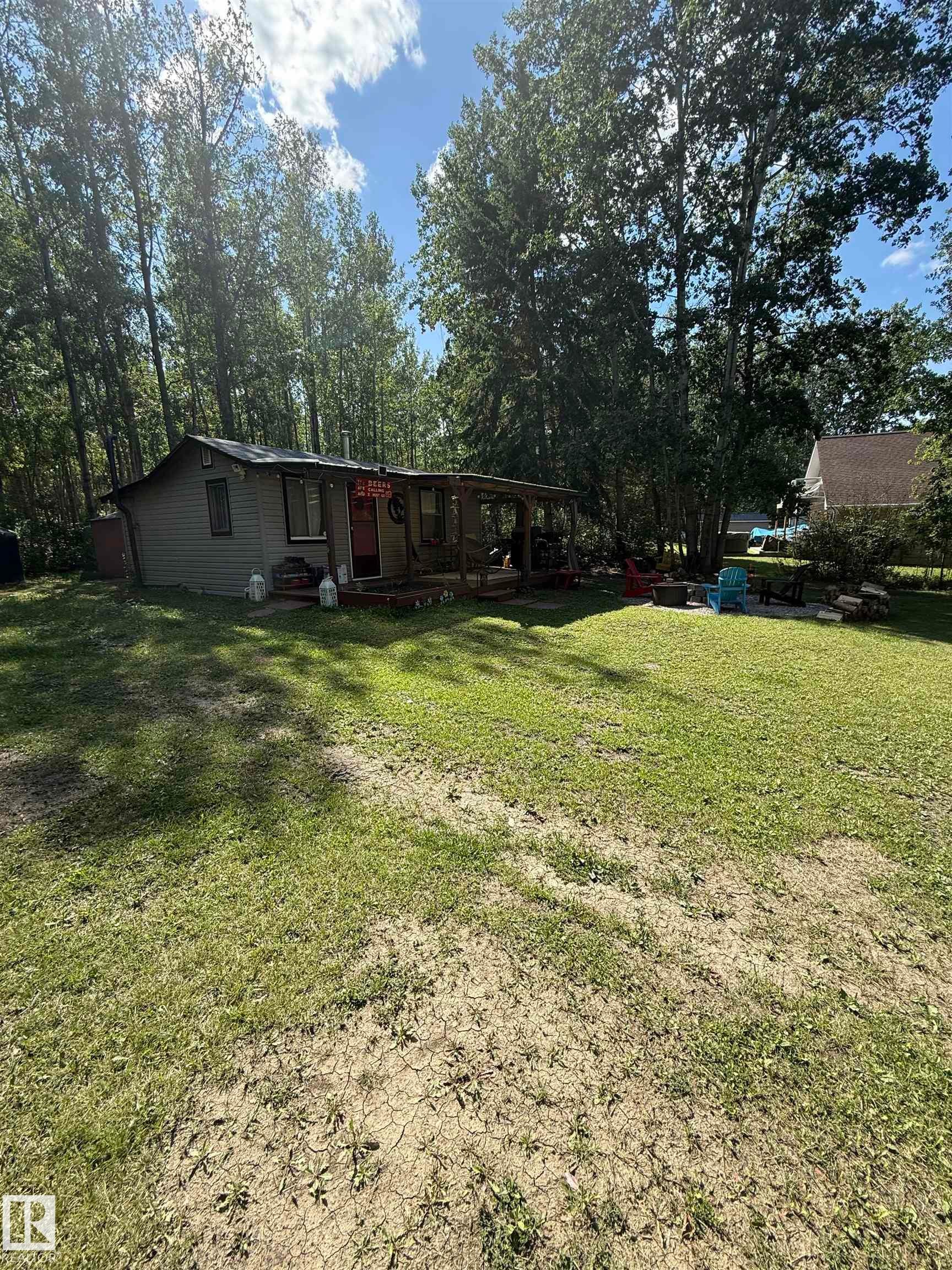 












145 David Drive

,
Rural Athabasca County,




AB
T9S 1S3

