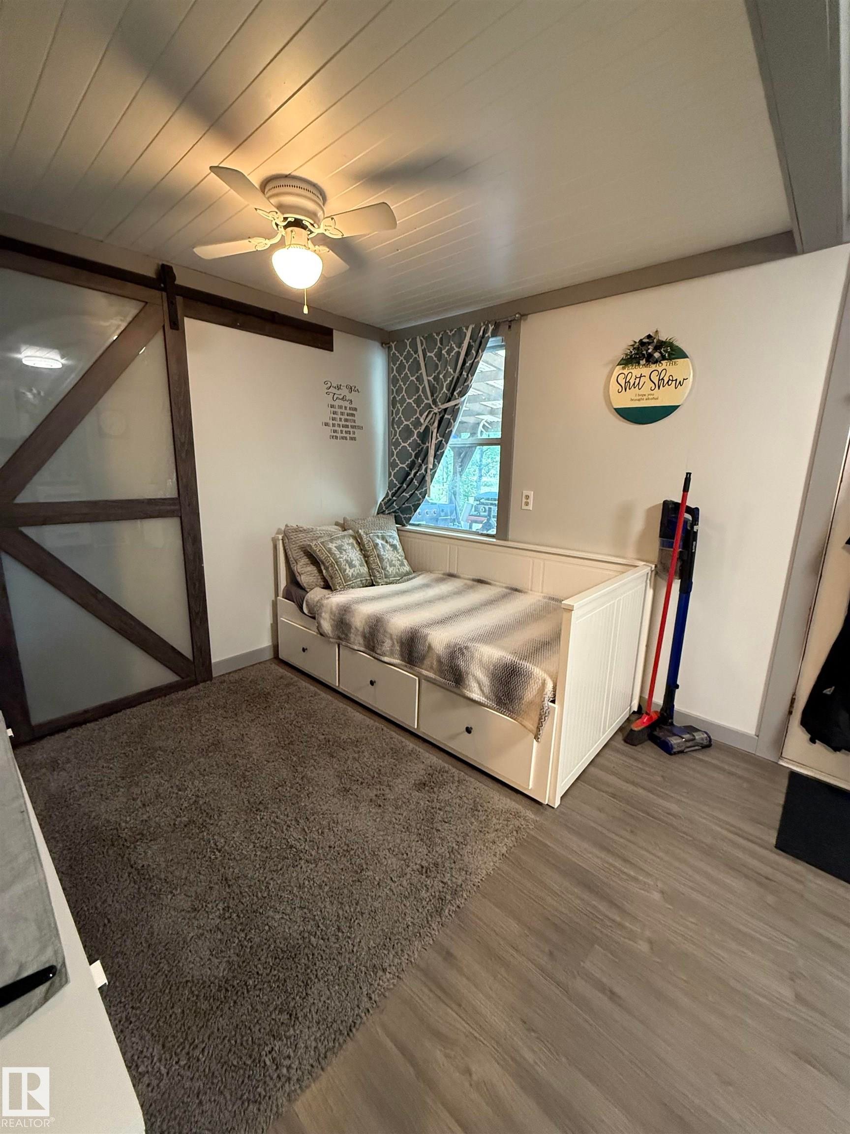 












145 David Drive

,
Rural Athabasca County,




AB
T9S 1S3

