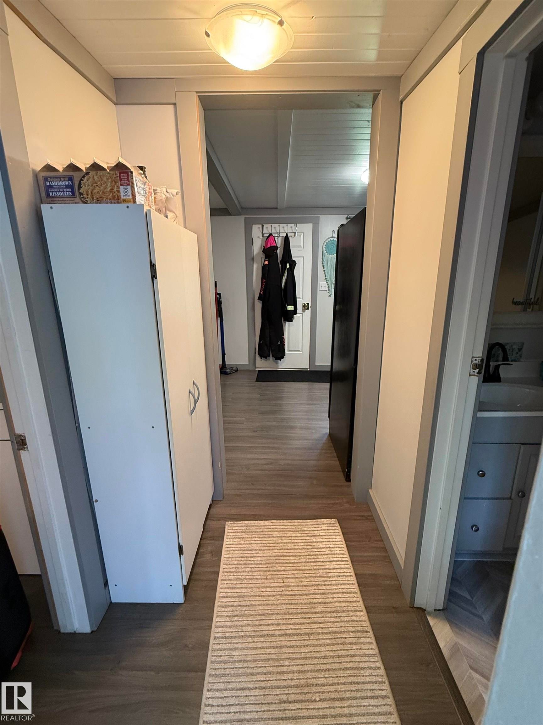 












145 David Drive

,
Rural Athabasca County,




AB
T9S 1S3

