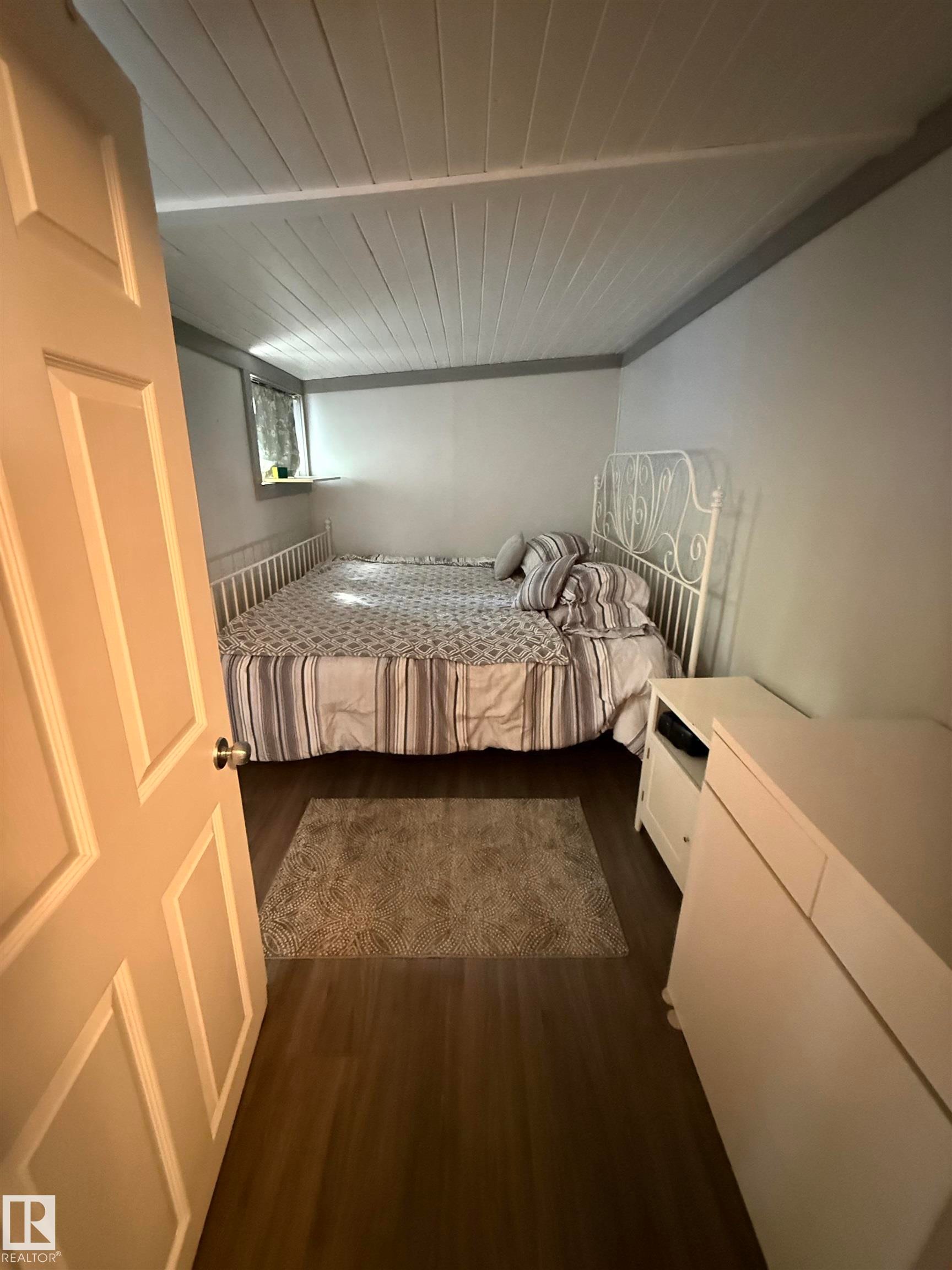












145 David Drive

,
Rural Athabasca County,




AB
T9S 1S3

