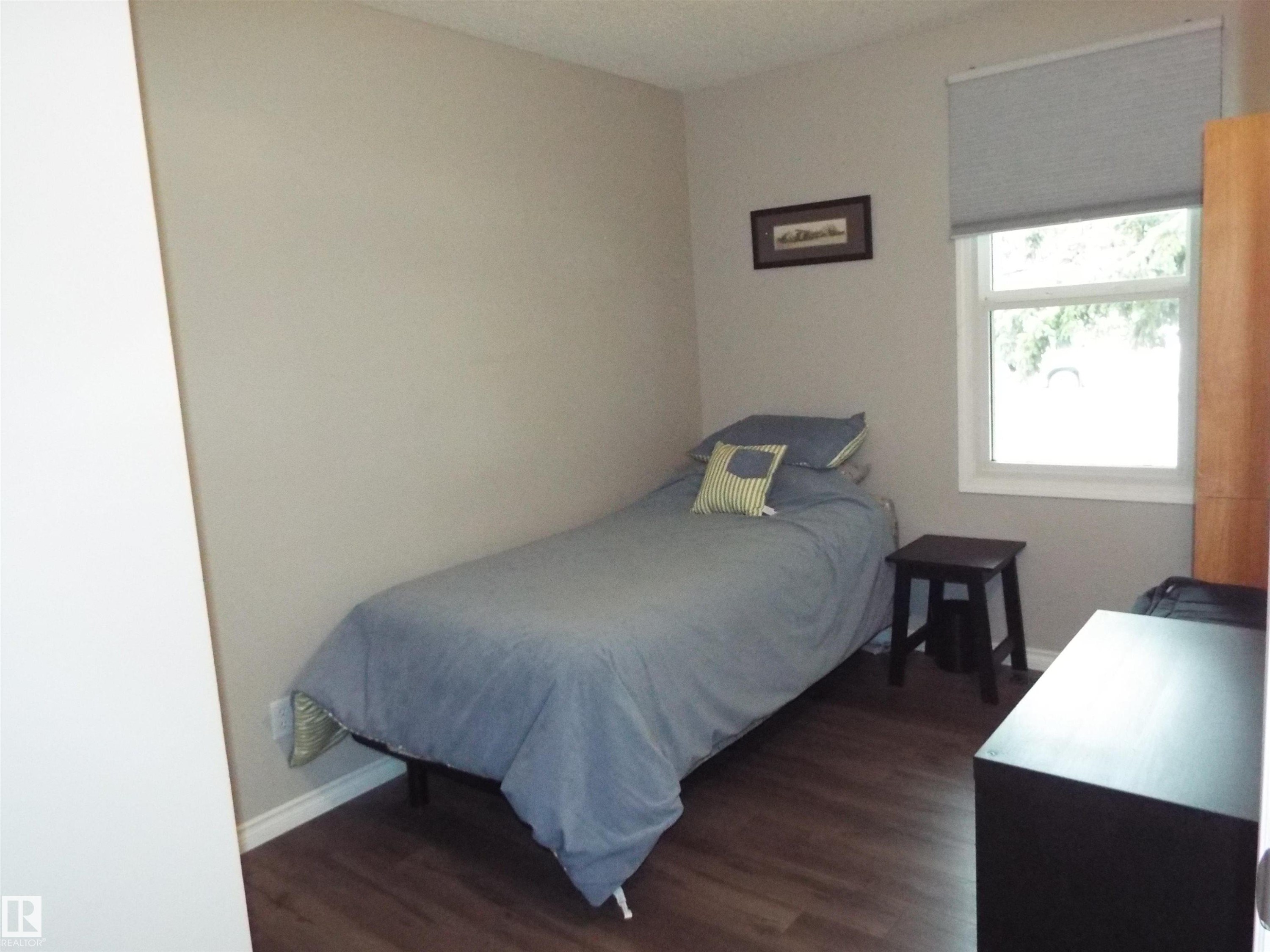 












3614 CALEDONIA Drive

,
Leduc,




AB
T9E 6G4

