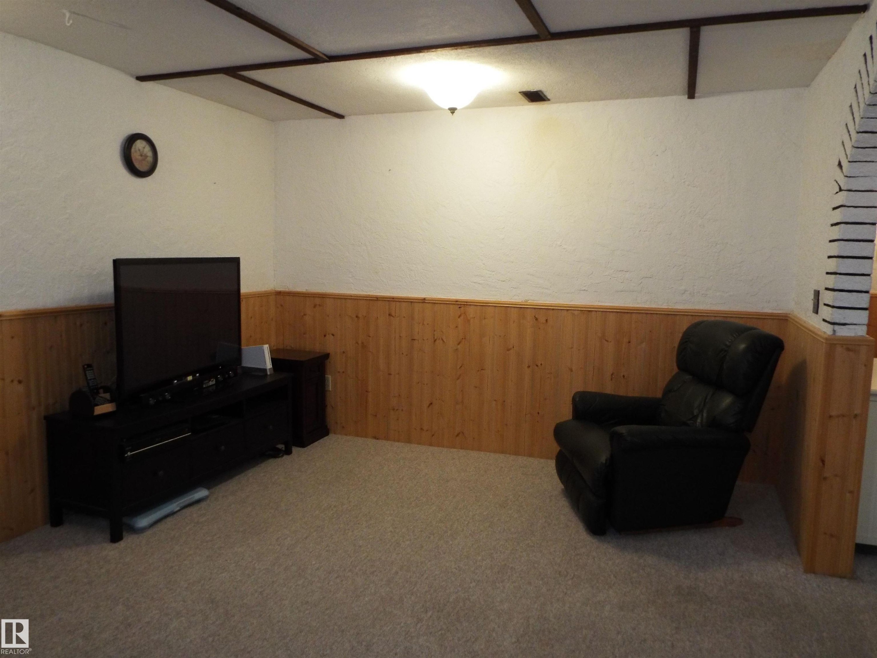 












3614 CALEDONIA Drive

,
Leduc,




AB
T9E 6G4

