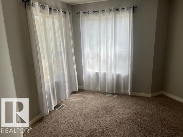 












16 West-1033 Youville Drive W

,
Edmonton,




AB
T6L 6V9

