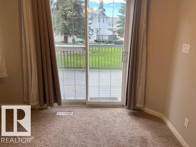 












16 West-1033 Youville Drive W

,
Edmonton,




AB
T6L 6V9

