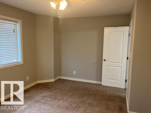 












16 West-1033 Youville Drive W

,
Edmonton,




AB
T6L 6V9

