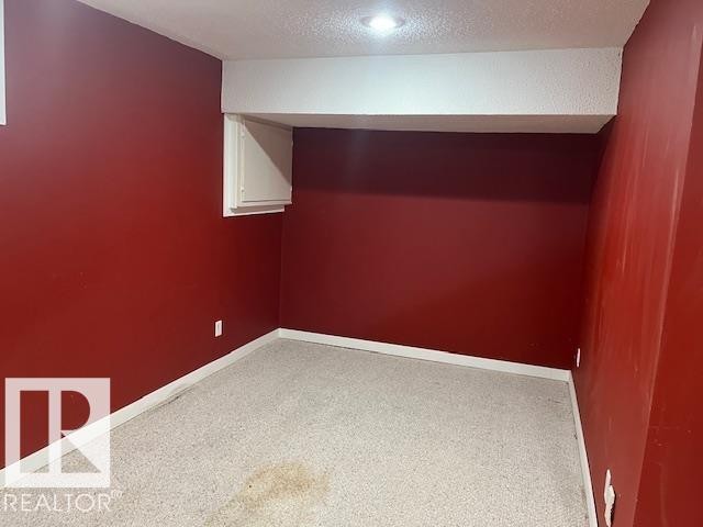 












16 West-1033 Youville Drive W

,
Edmonton,




AB
T6L 6V9

