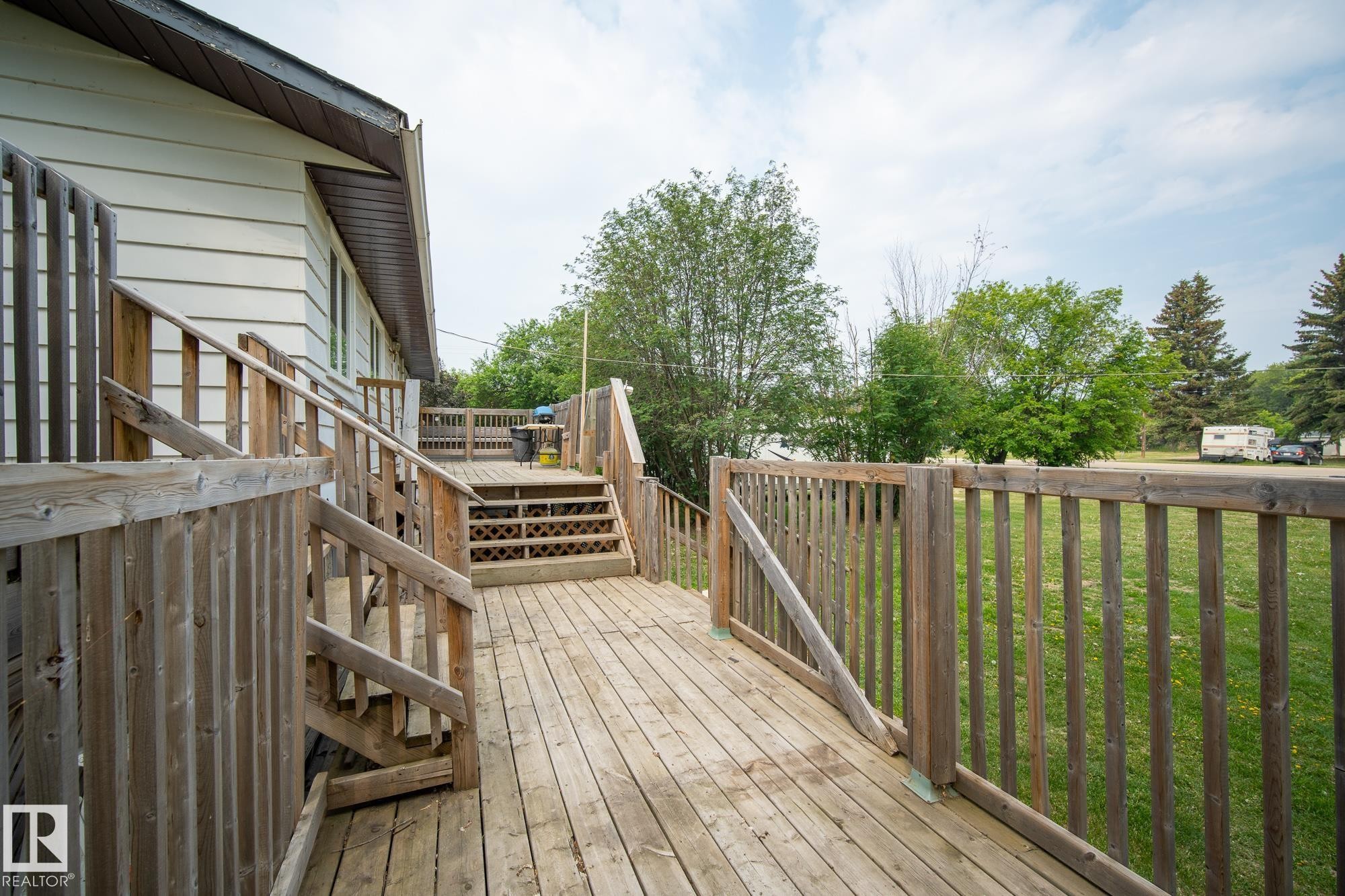 












320 1 Avenue

,
Thorhild,




AB
T0A 3J0

