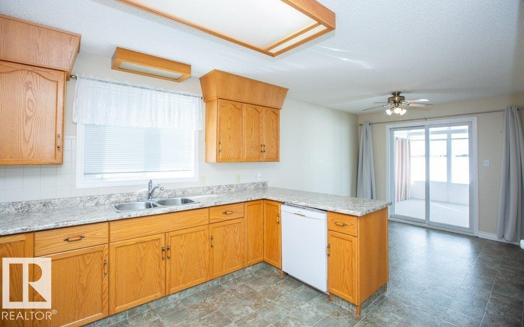 












30 11015 105 Avenue

,
Westlock,




AB
T7P 1A1

