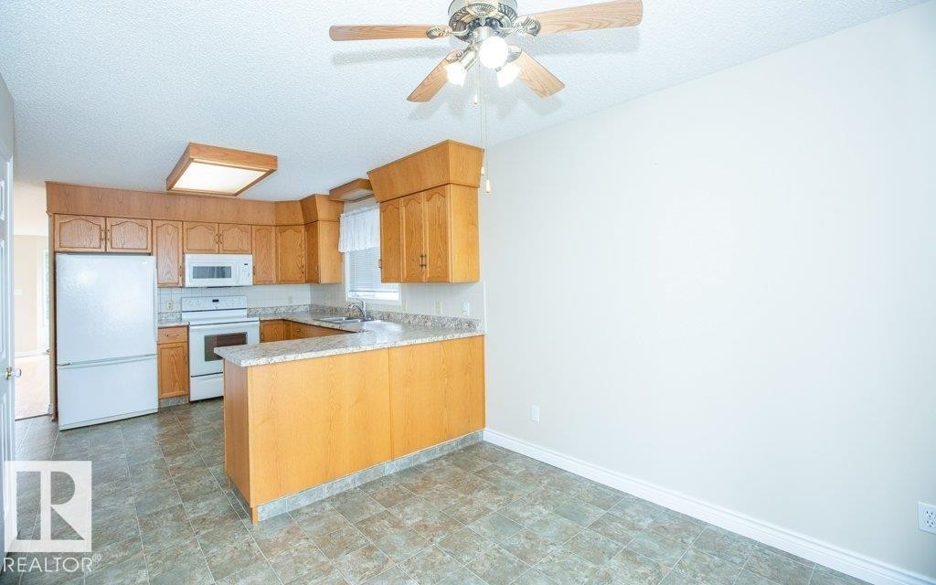












30 11015 105 Avenue

,
Westlock,




AB
T7P 1A1

