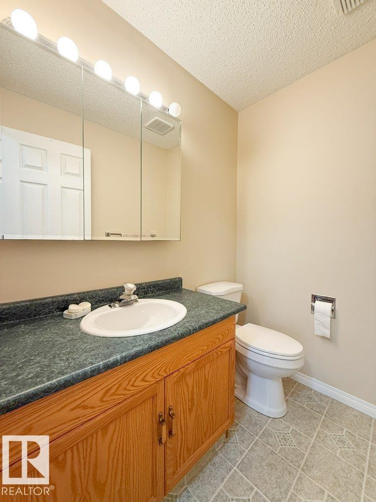 












30 11015 105 Avenue

,
Westlock,




AB
T7P 1A1

