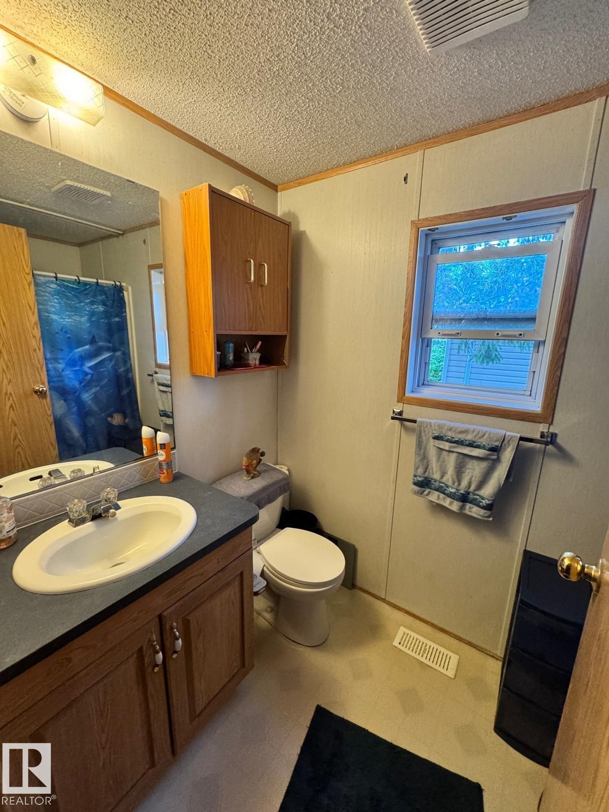 












388 evergreen Park NW

,
Edmonton,




AB
T5Y 4M2

