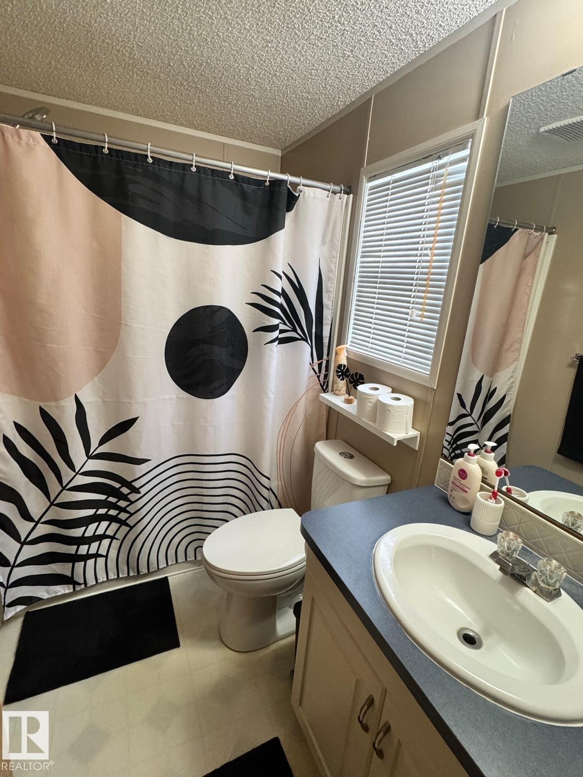












388 evergreen Park NW

,
Edmonton,




AB
T5Y 4M2

