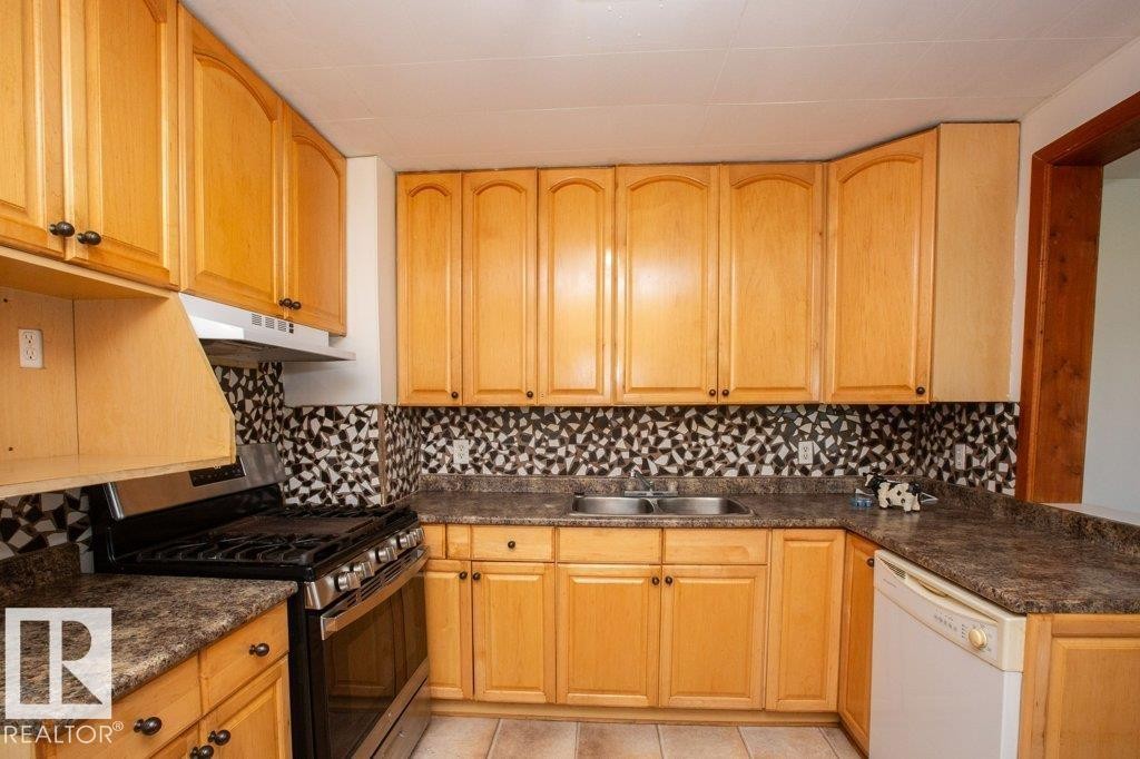 












26308 Hwy 663

,
Rural Westlock County,




AB
T0G 0Y0

