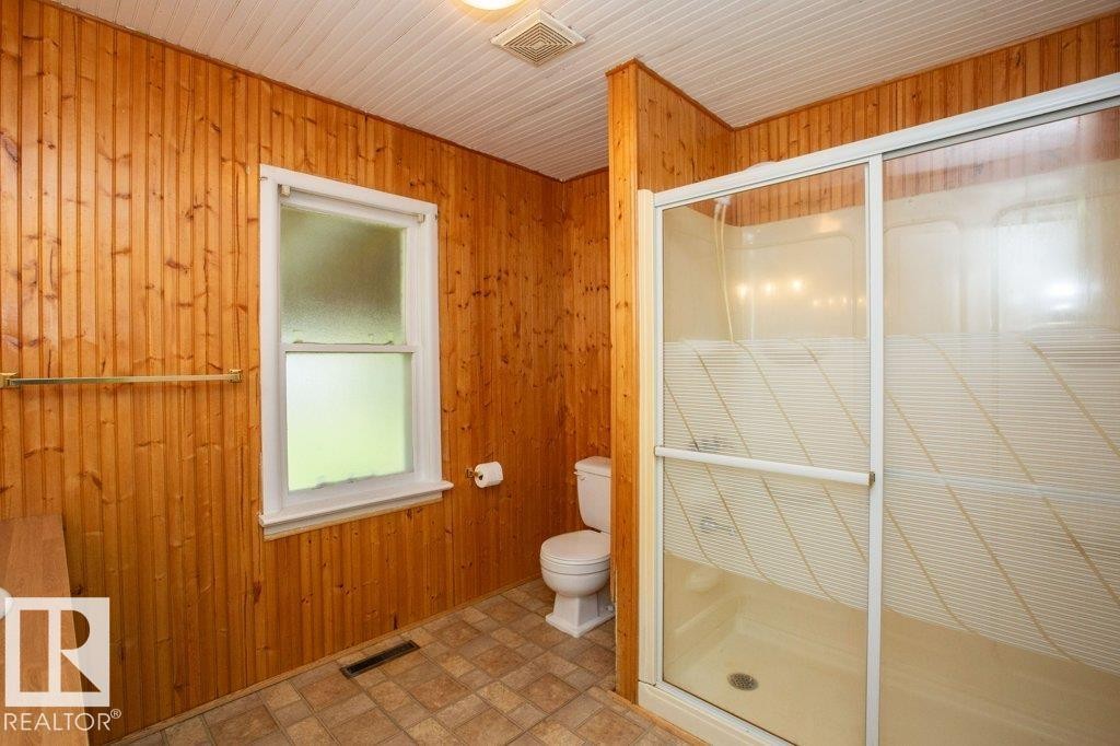 












26308 Hwy 663

,
Rural Westlock County,




AB
T0G 0Y0

