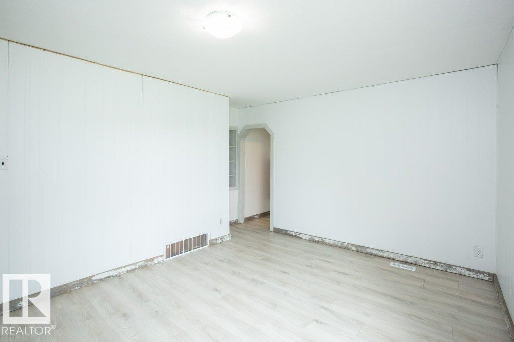 












26308 Hwy 663

,
Rural Westlock County,




AB
T0G 0Y0

