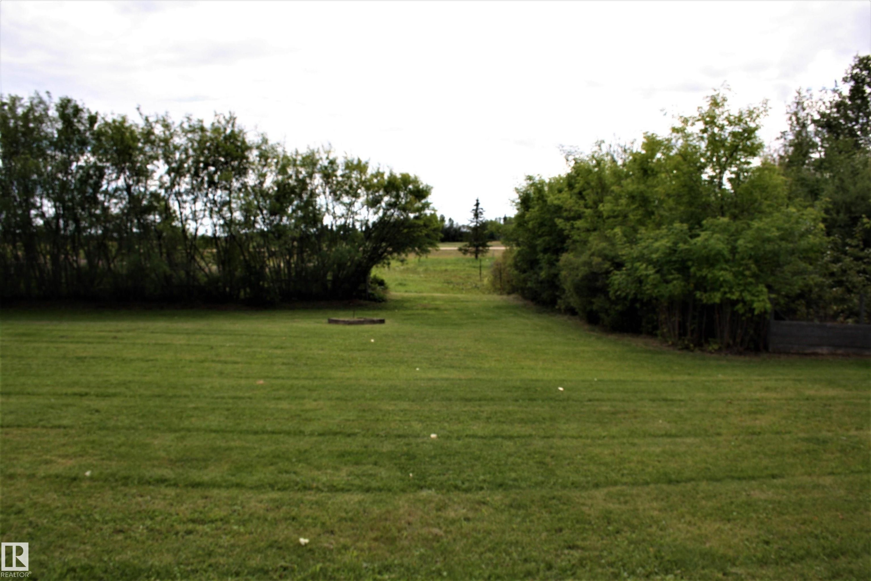 












26308 Hwy 663

,
Rural Westlock County,




AB
T0G 0Y0

