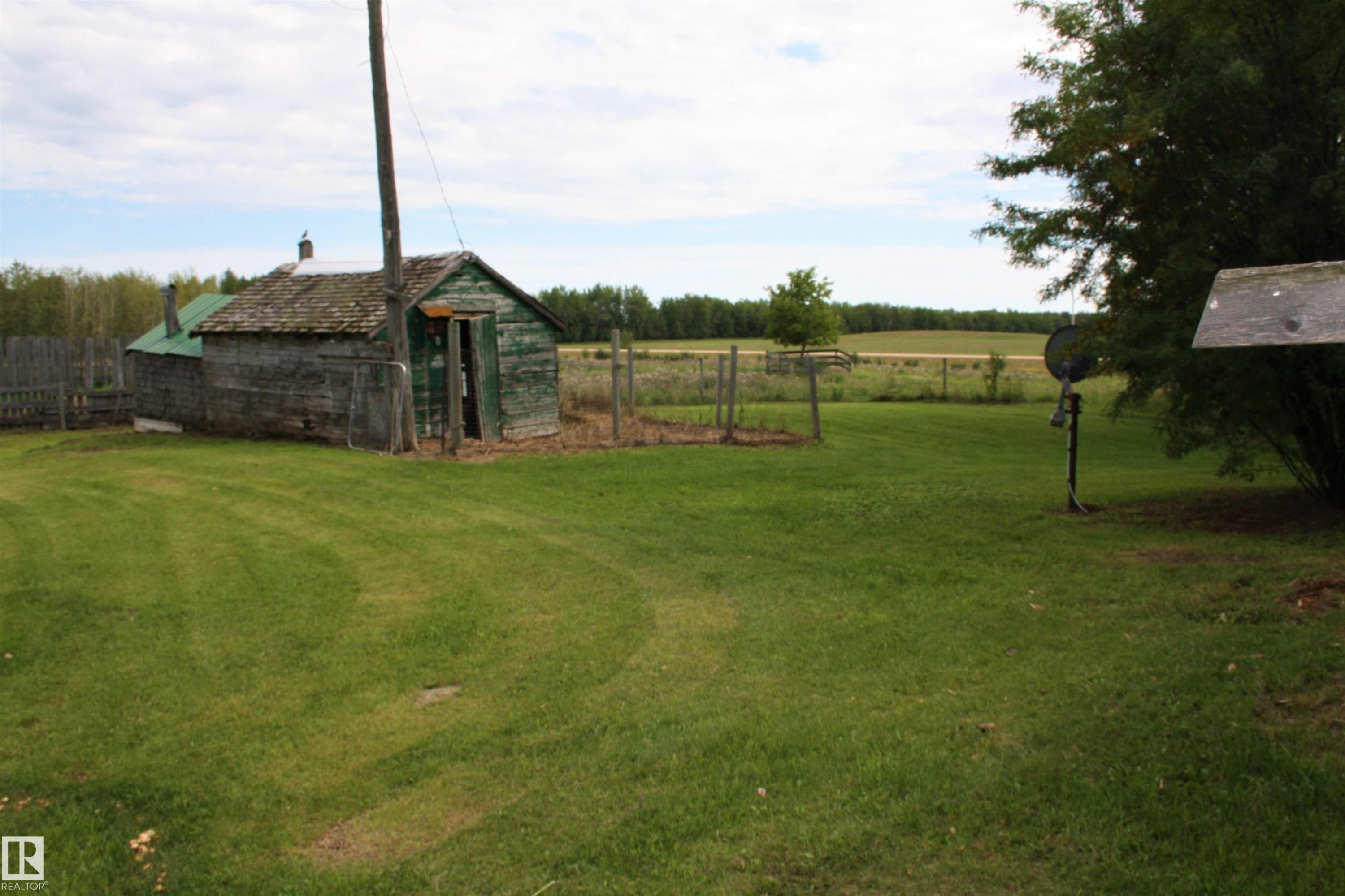 












26308 Hwy 663

,
Rural Westlock County,




AB
T0G 0Y0

