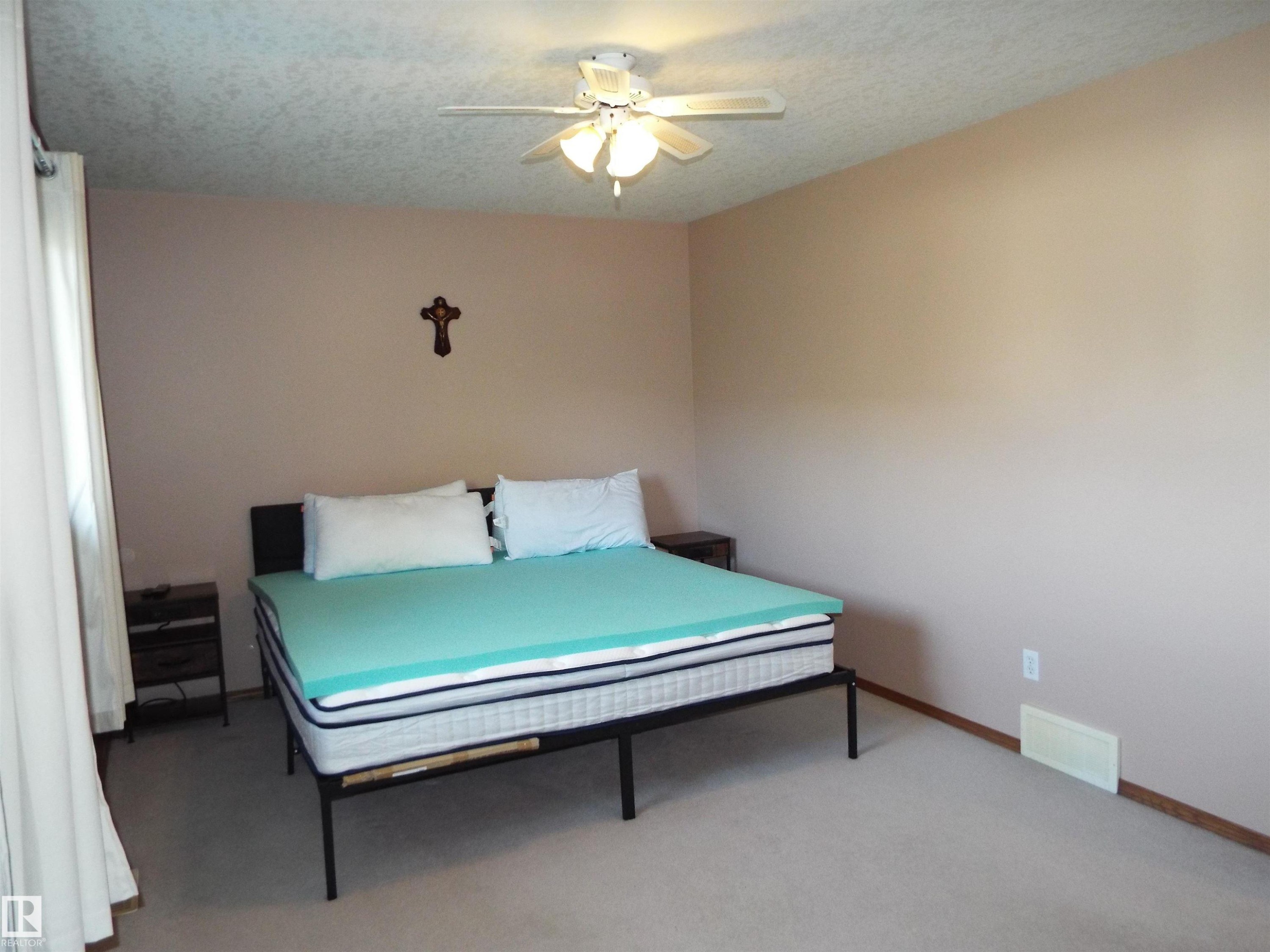 












102 4302 48 Street

,
Leduc,




AB
T9E 8J6

