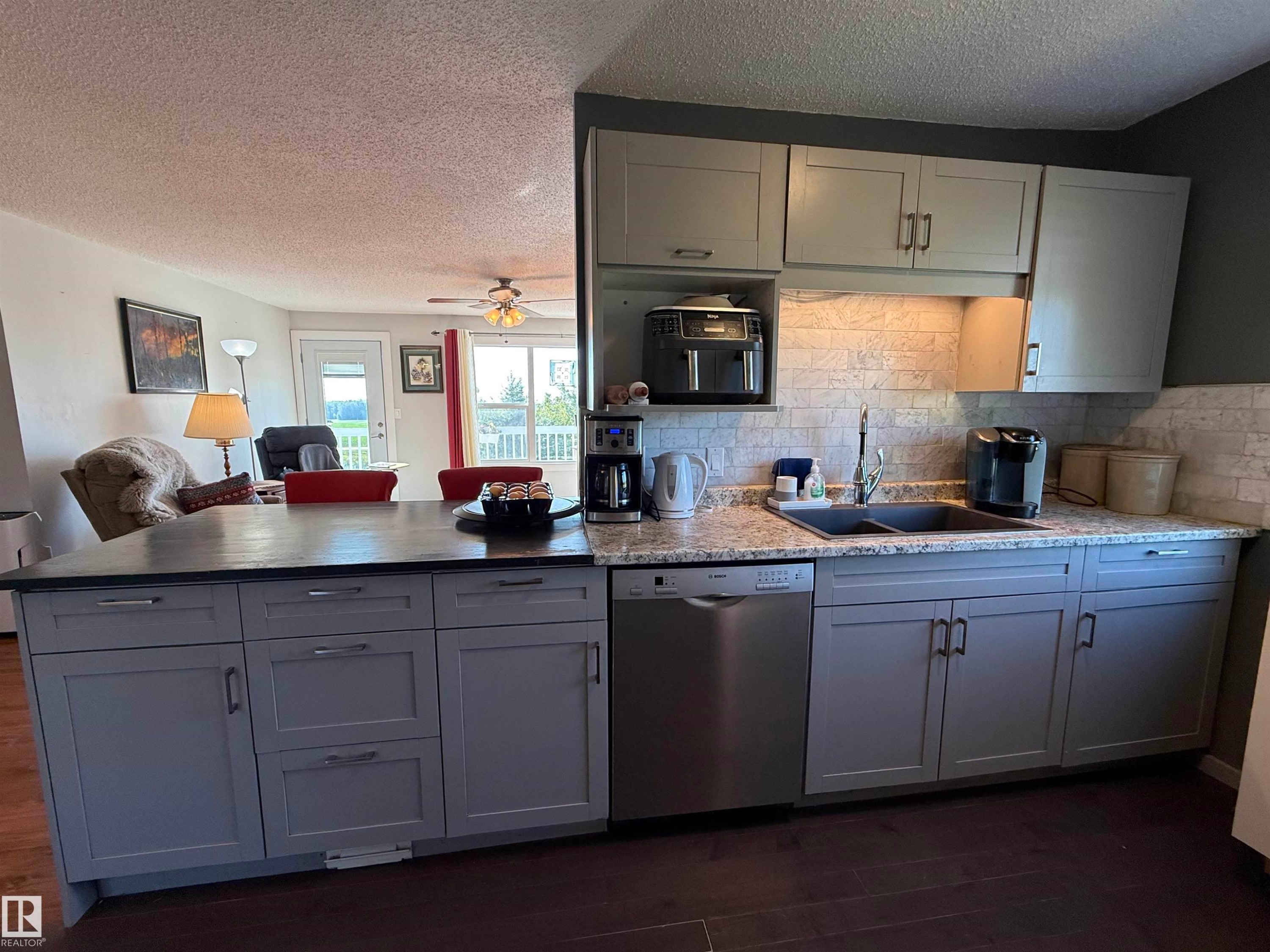 












56024 RGE RD 13

,
Rural Lac Ste. Anne County,




AB
T0E 1V0

